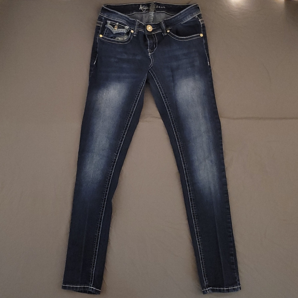 Ariya Jeans | Denim Blue Jeans 3/4